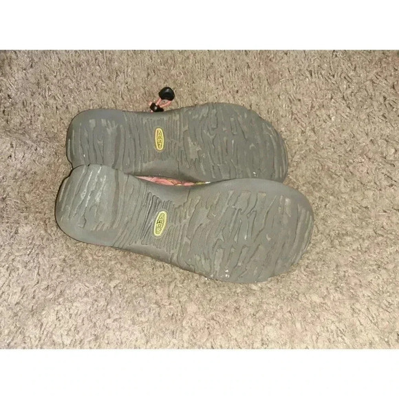 KEEN-Whisper-Sport Sandals-Salmon Rainbow-Size 36/5 US-Very Good - Picture 8 of 8